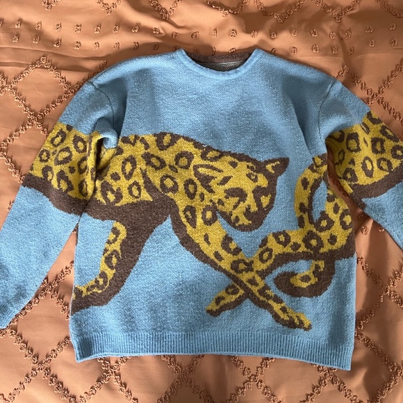 Cheetah cat graphic sweater - Picture 5 of 5